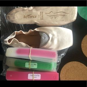 SoDanca Elektra Pointe Shoes